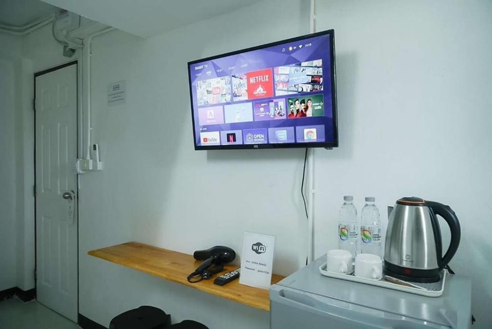 TV and multimedia, Coffee/tea facilities
