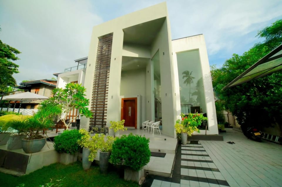 Property building, Garden