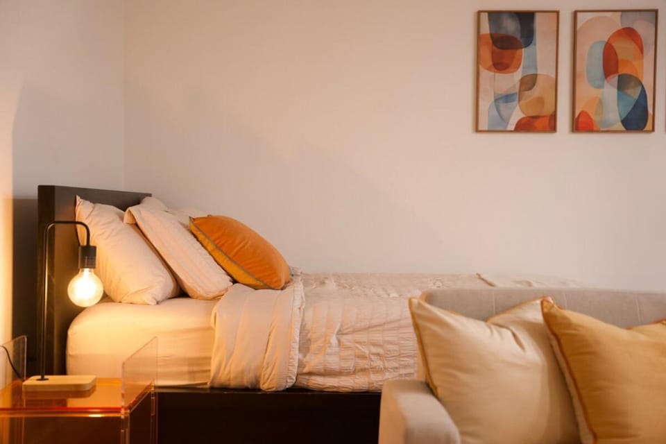 Luxury Hollywood Studio With Pool, Parking, Gym Apartment in Hollywood
