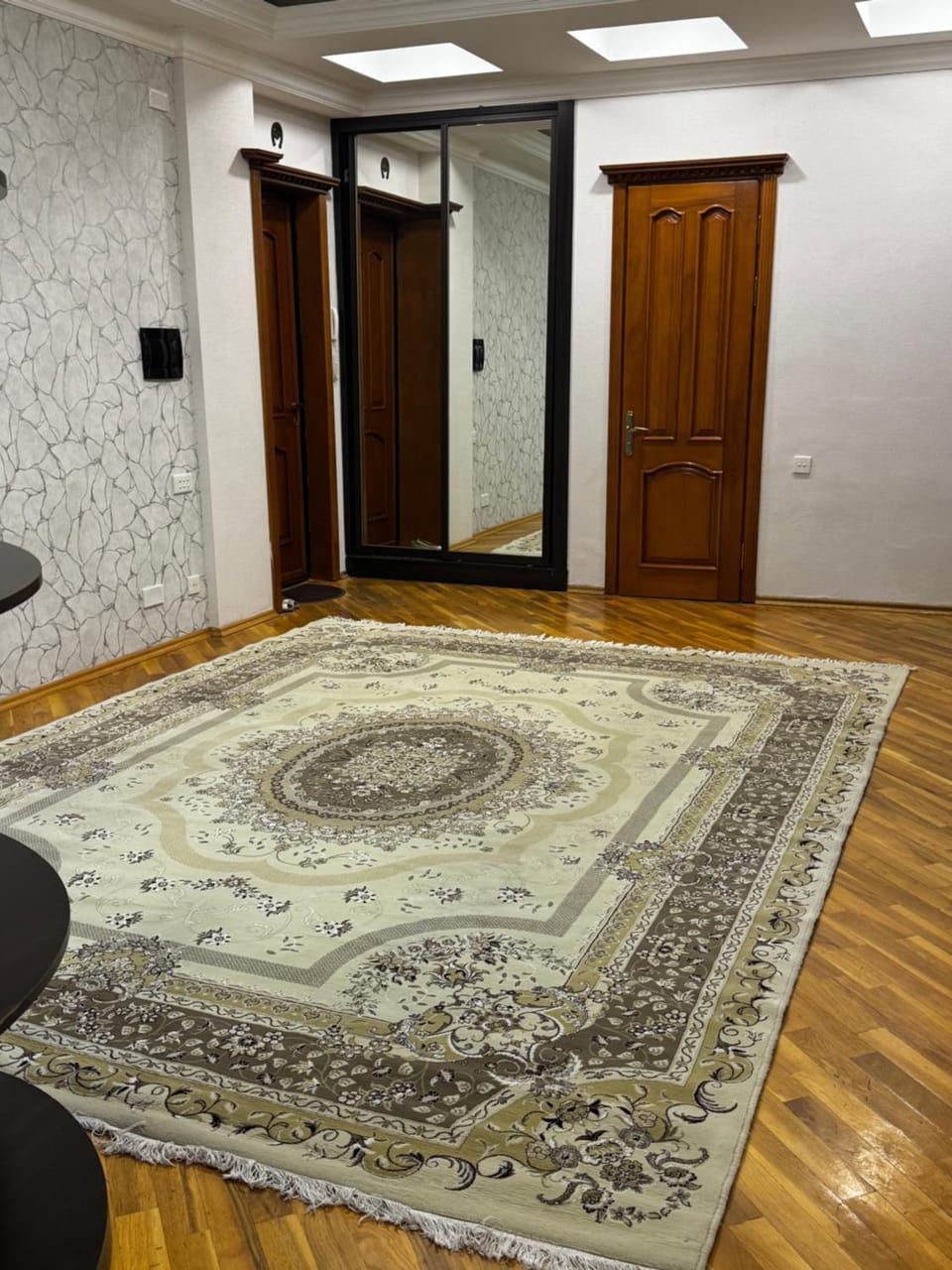 Modern 4 room City Center&Balcony Apartment in Baku