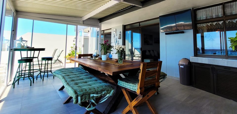 RJ Penthouse Apartment in Margate