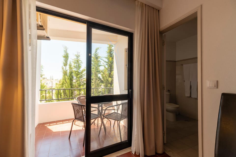 View (from property/room), Balcony/Terrace