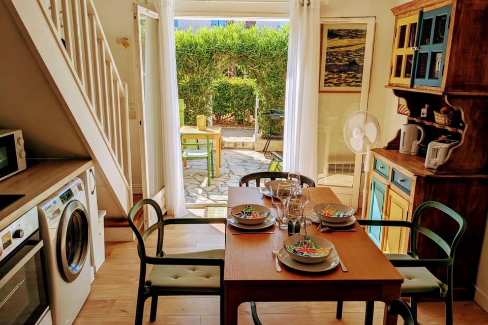 House with terrace and beach access on foot House in La Seyne-sur-Mer
