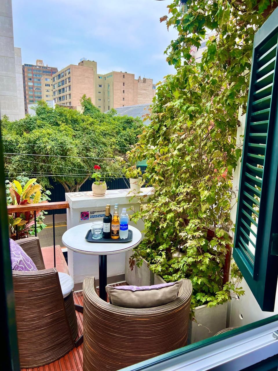 View (from property/room), Balcony/Terrace, Garden view