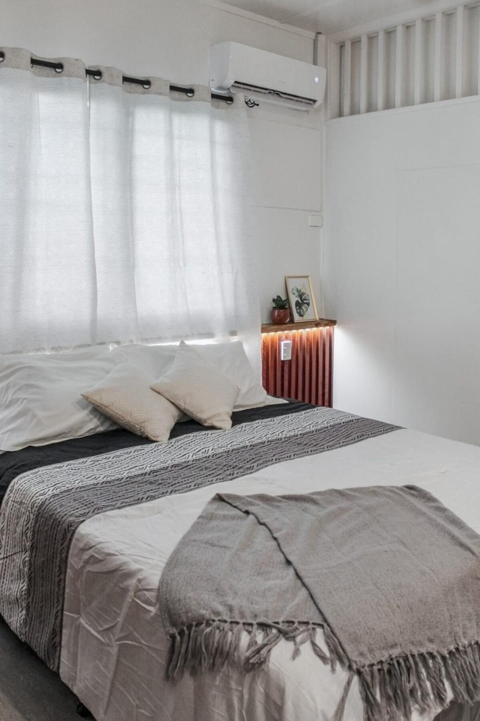 Tiare Central 2BR Unit Apartment in Apia