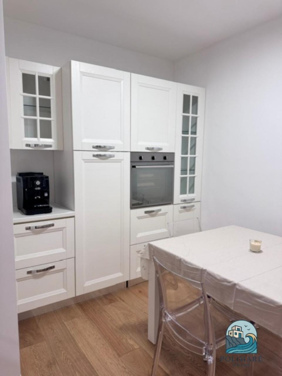 Kitchen or kitchenette, Dining area, dishwasher, oven, stove