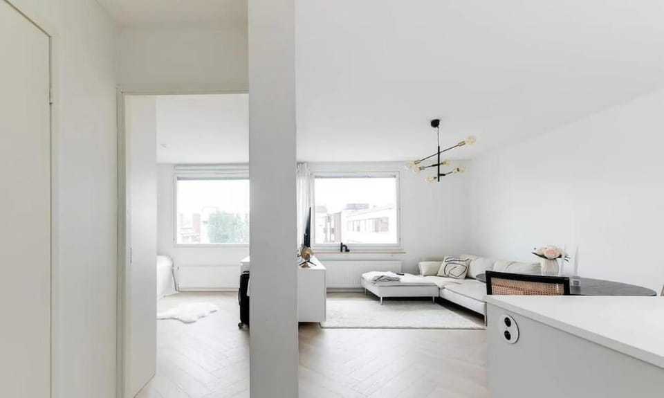 Bed, Kitchen or kitchenette, Living room, Photo of the whole room, Seating area, Bedroom