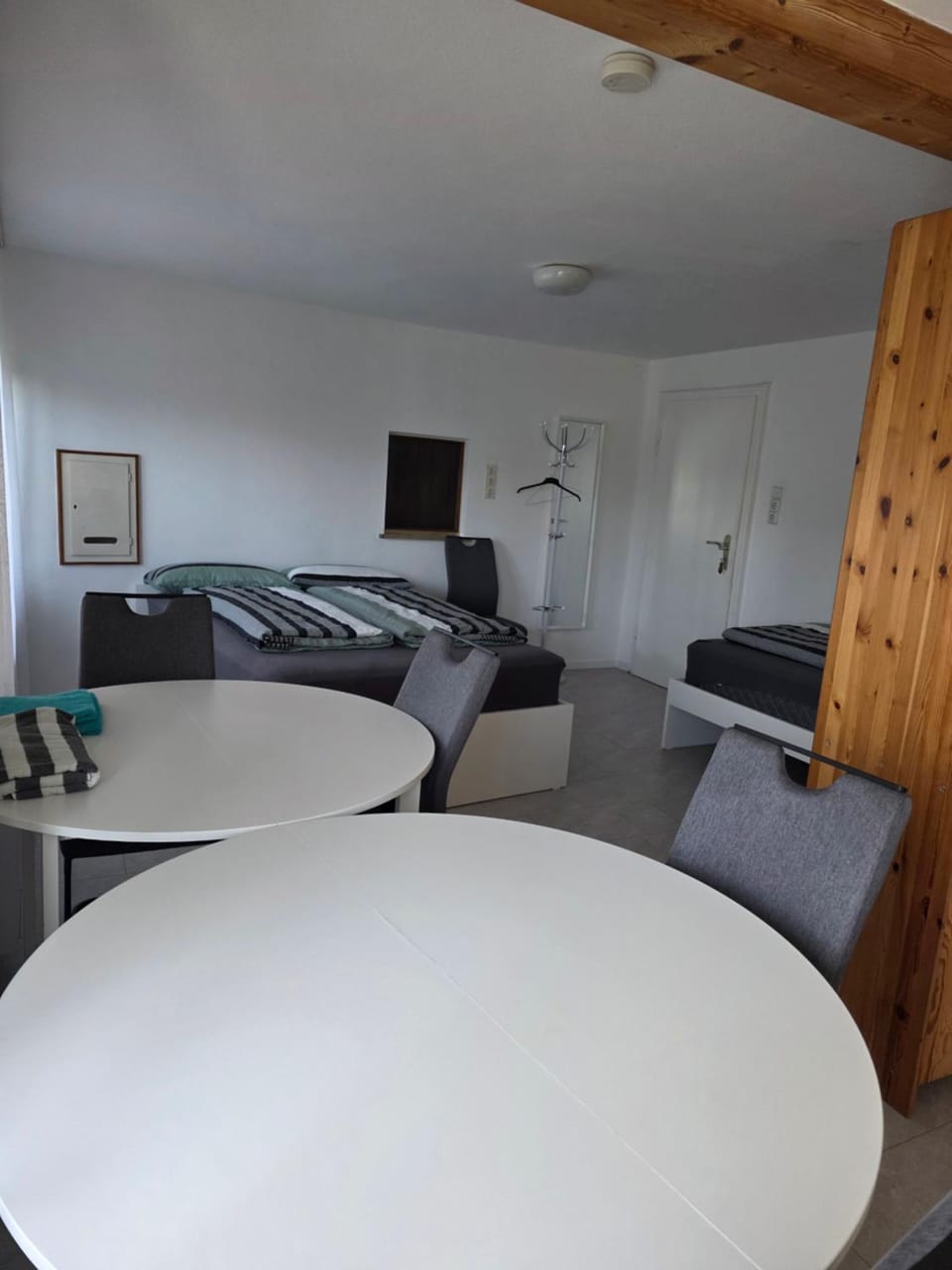 Einliegerwohnung mit 2 Zimmern, Badezimmer, küche Apartment in Baden-Württemberg