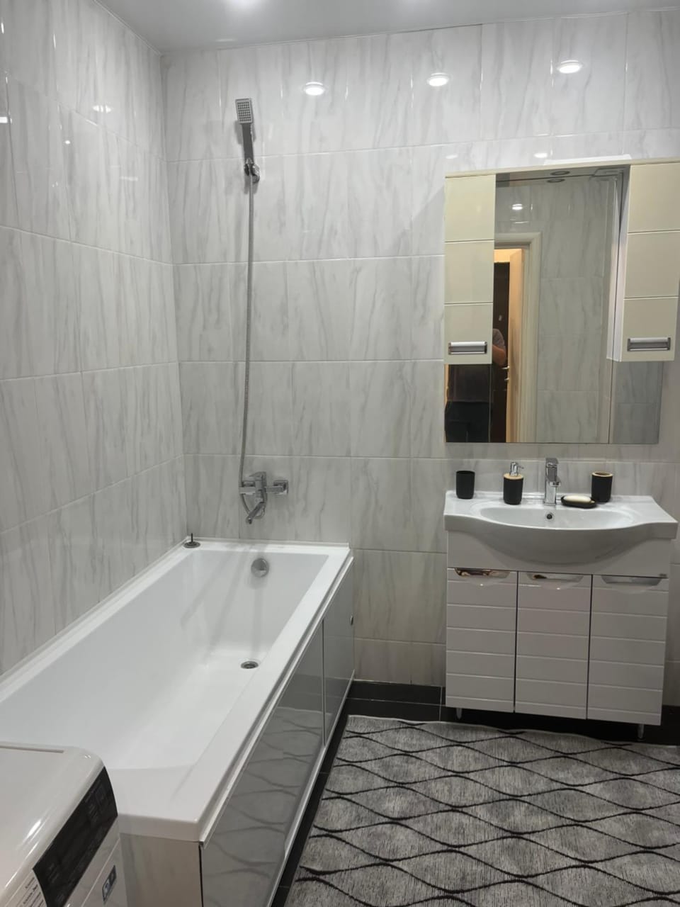 Bathroom, Bath
