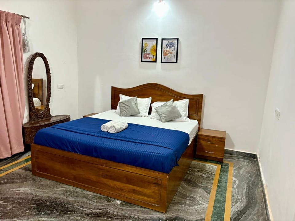 Luxury 4BHK Villa with Private Swimming Pool Near Calangute and Baga Villa in Calangute