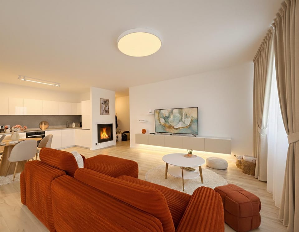 TV and multimedia, Living room, Photo of the whole room, Seating area