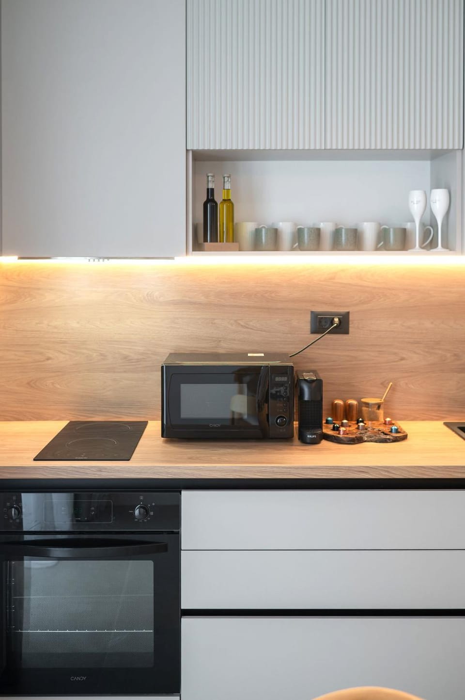 microwave, oven