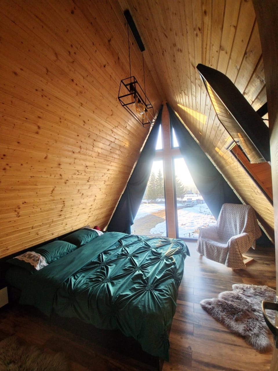 Cabana Golden Sunset Farm Stay in Cluj County