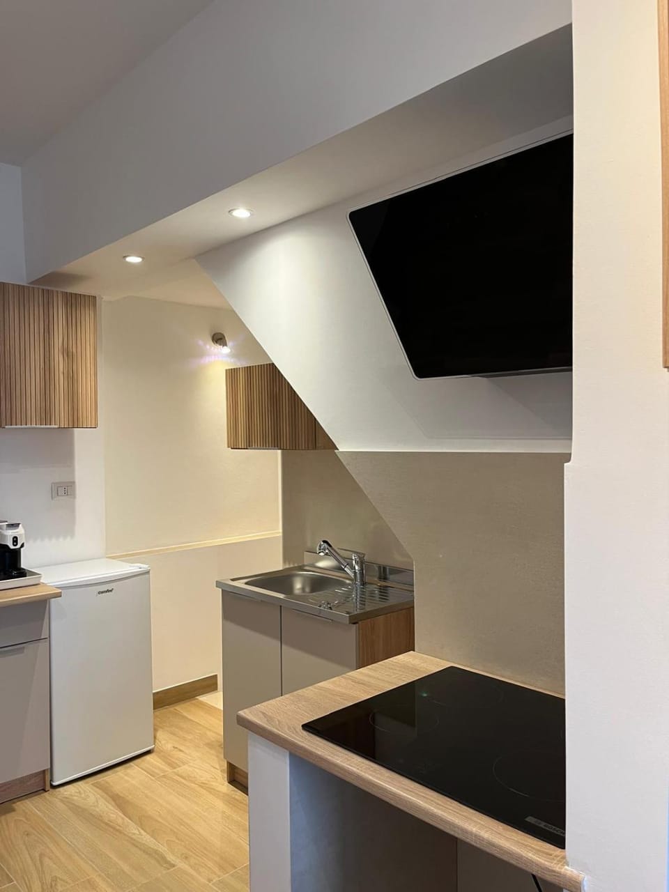 Kitchen or kitchenette, stove
