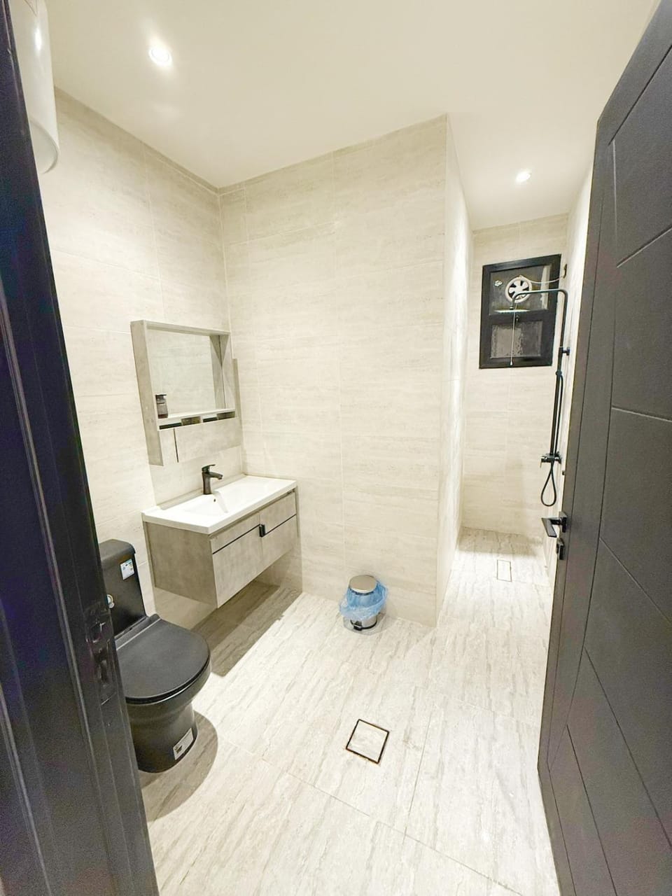 شقة واسعة بغرفتي نوم Apartment in Riyadh