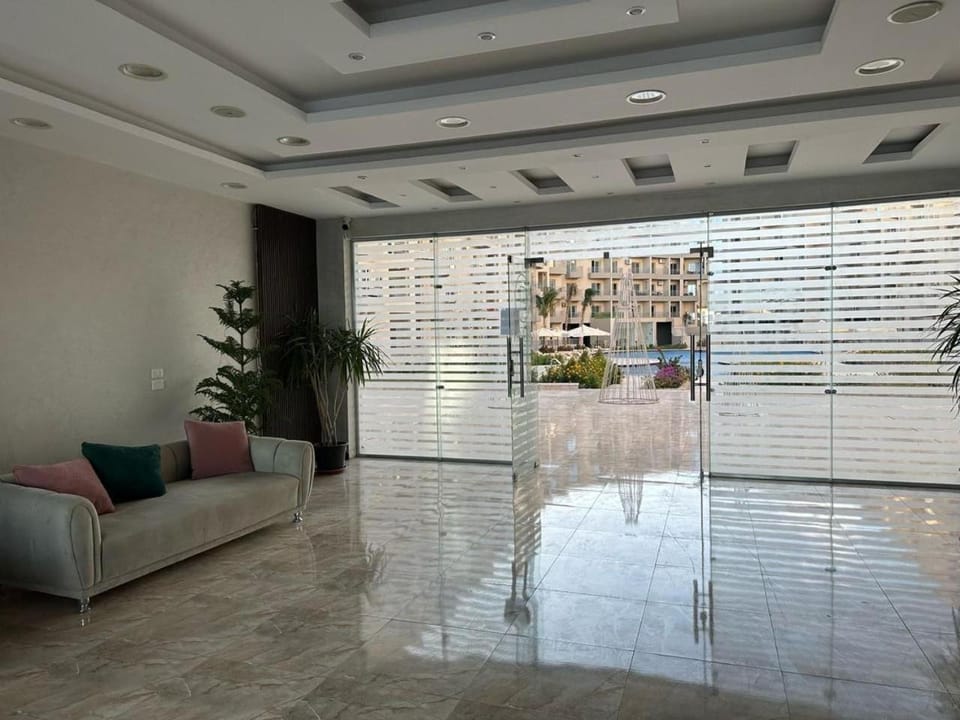 Studio Pool & Sea View Princess Resort Apartment in Hurghada