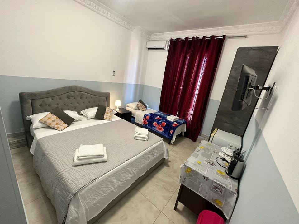 TERMINI ROMA CENTRo Bed and Breakfast in Rome