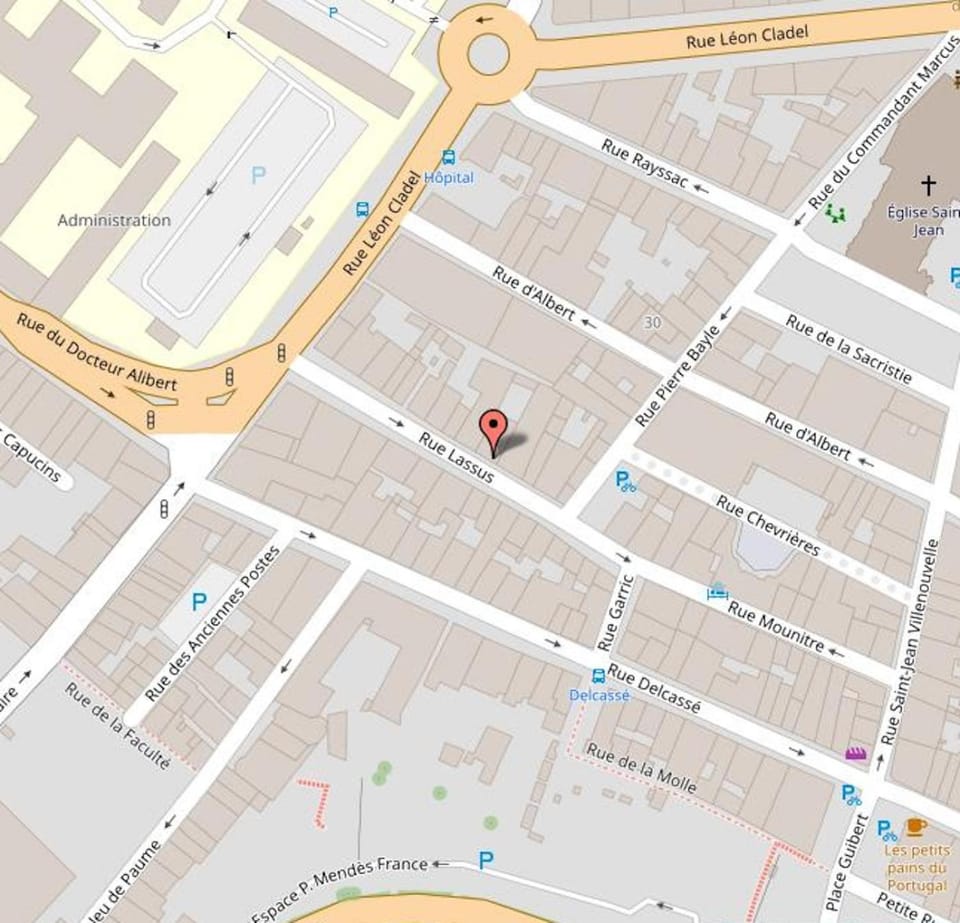 Neighbourhood, Location