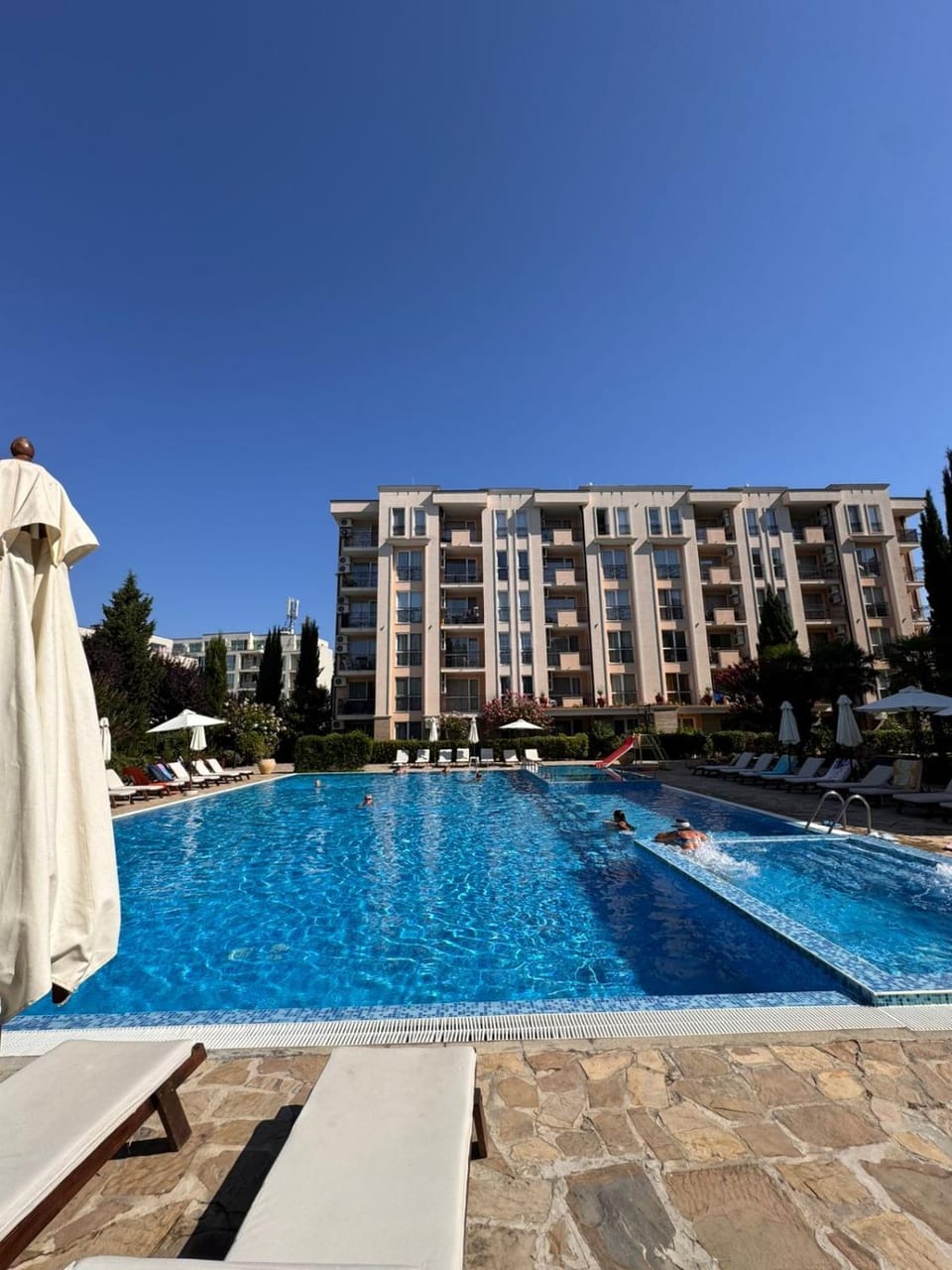Hot Tub, Swimming pool