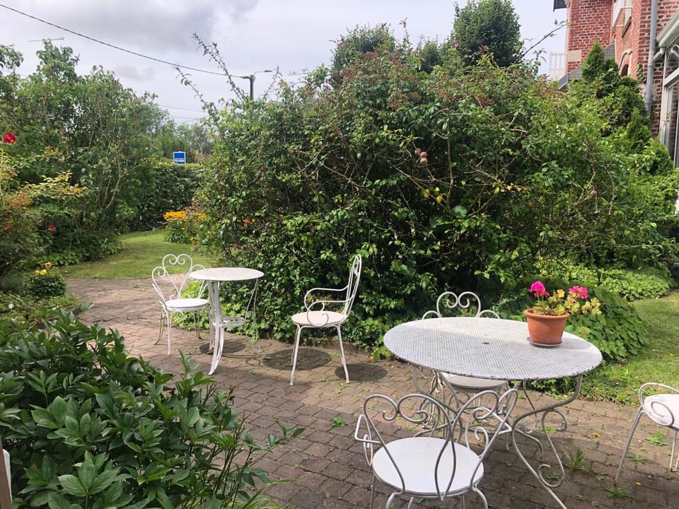 Villa Marie SAPHIR Bed and Breakfast in Hauts-de-France