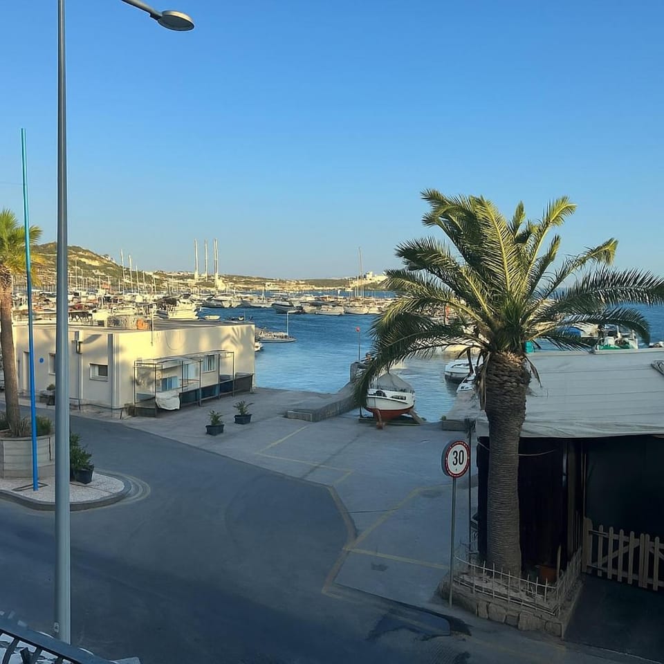 Marsaxlokk Seafront Harbour View Apartment in Malta