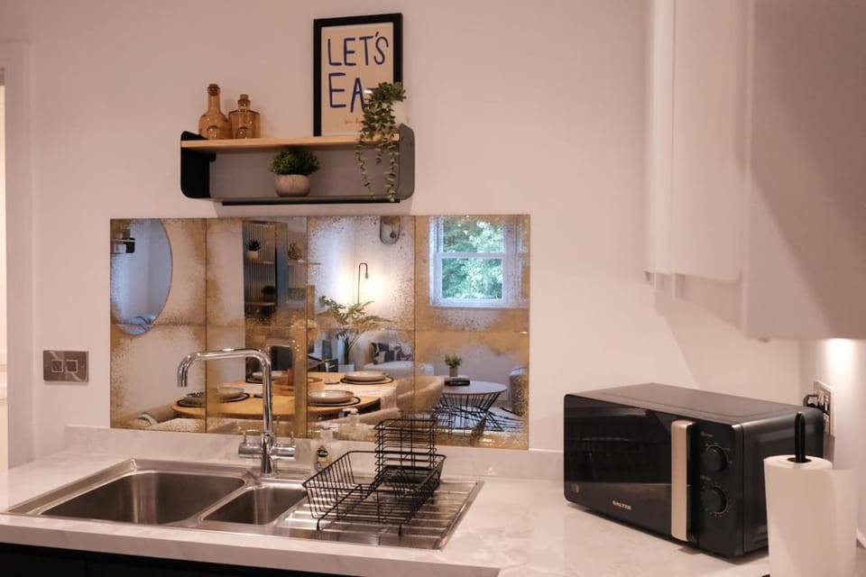Stylish, Luxury Apt - Sleeps 4 Apartment in Southampton