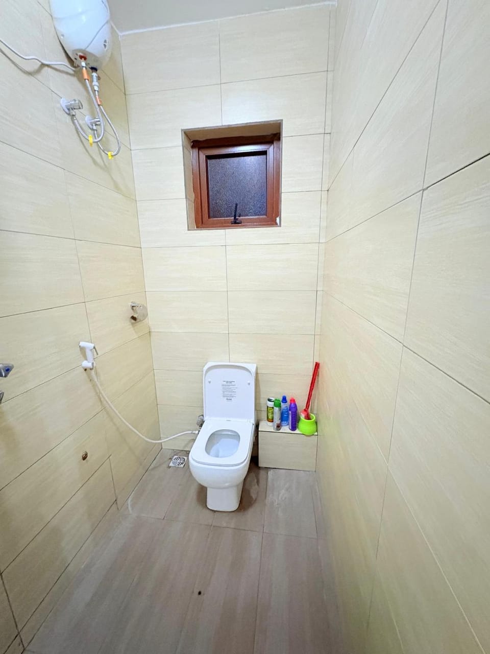 Coastal Stay 1BR Retreat 3 Mins to Beach Bed and Breakfast in Mombasa County