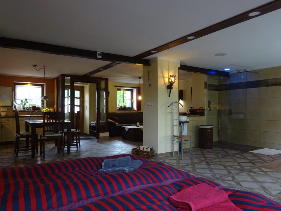Bed, Living room, Photo of the whole room