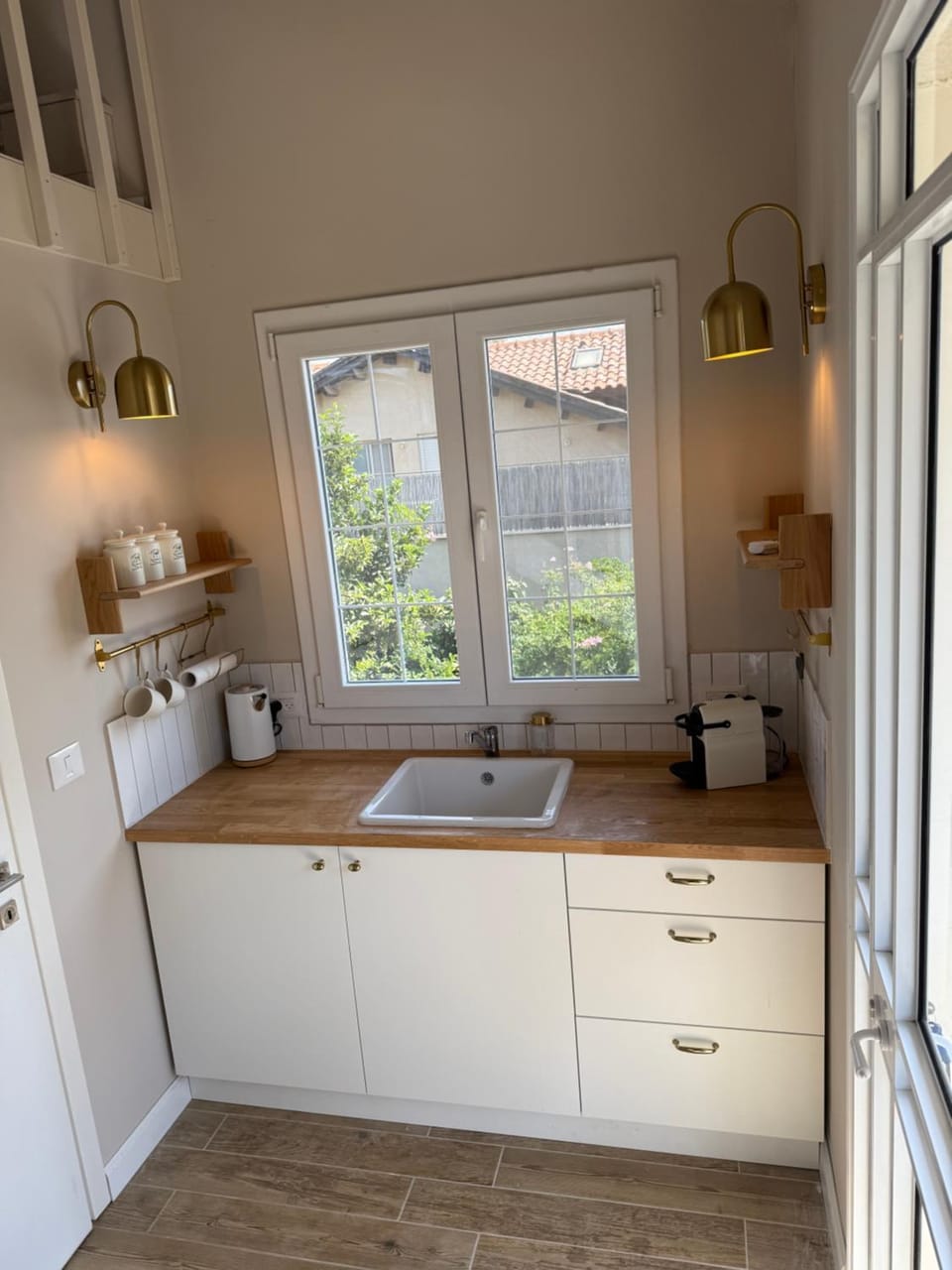 Coffee/tea facilities, Kitchen or kitchenette