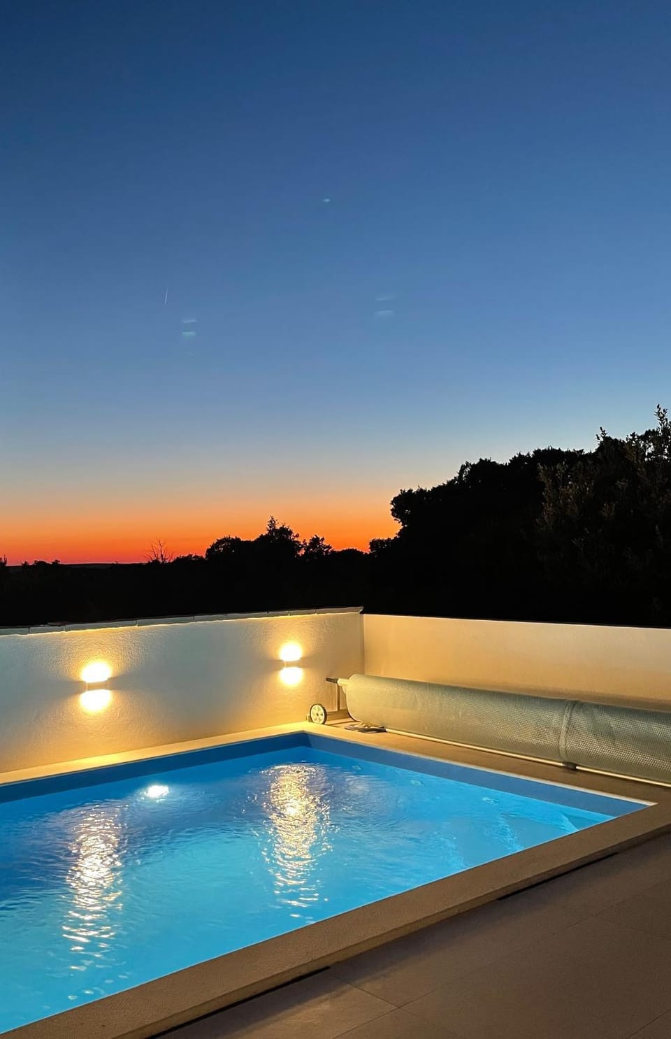 Luxury Villa Mandre - Pool & Roof-Top Sun Terrace with Sea View - NEW!! Villa in Novalja