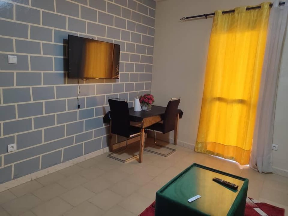 Appartement Meublé 2 Pieces Terminus 61 Apartment in Dakar Region, Senegal