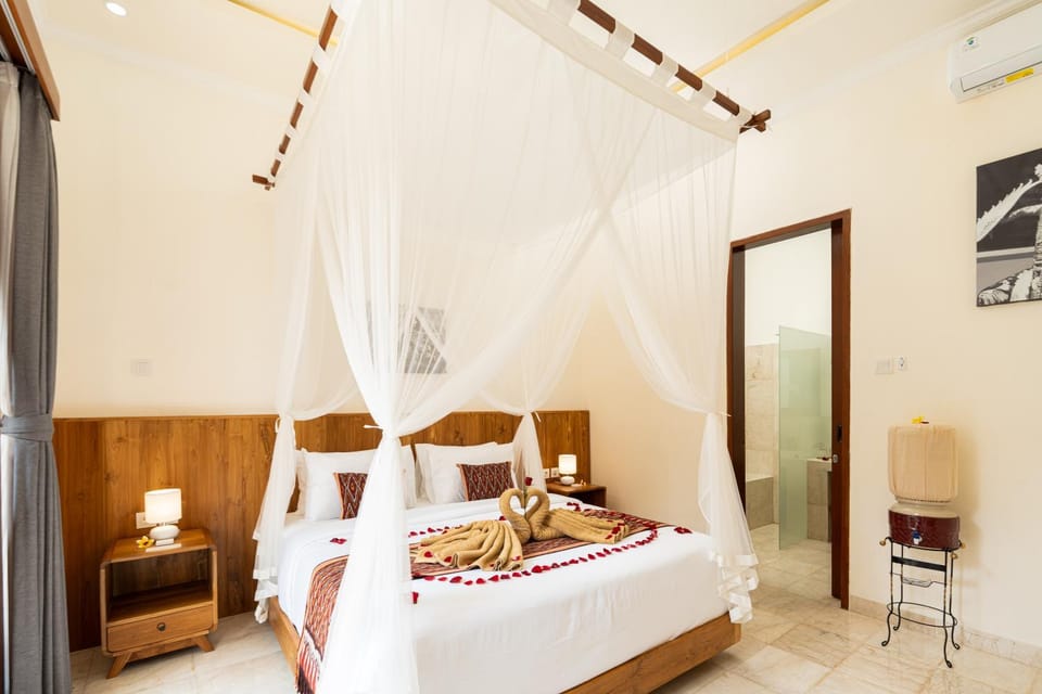 Bedroom, air conditioner