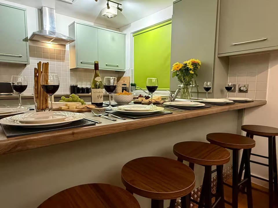 Food and drinks, Dining area