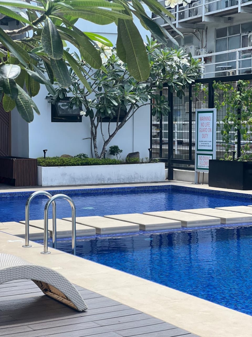 Pool view, Swimming pool