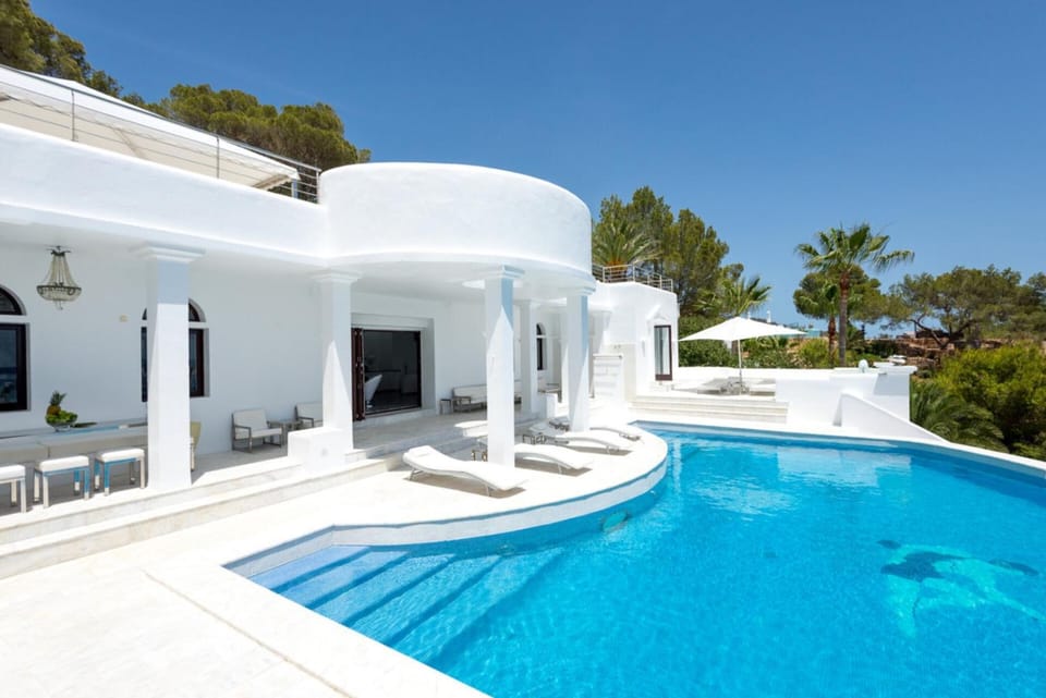 Rent Your Luxury 4 Bedroom Villa, Ibiza Villa 1277 Villa in Ibiza