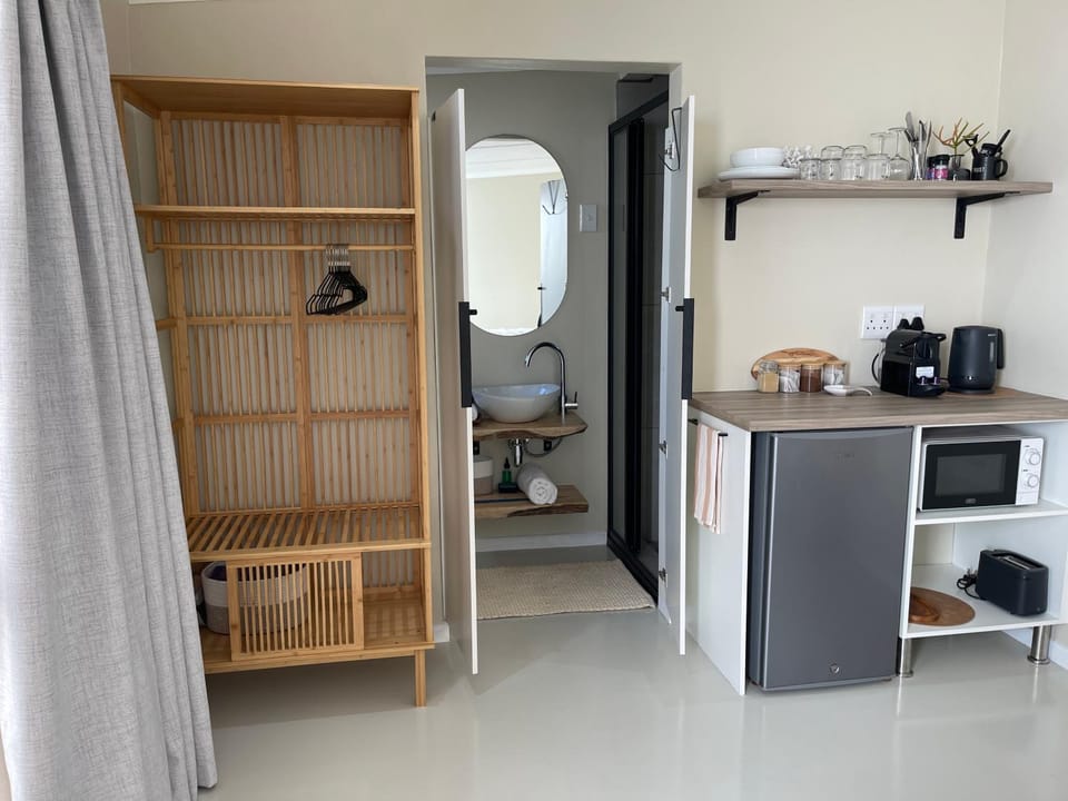 Nahoon Studio A Bed and Breakfast in Eastern Cape