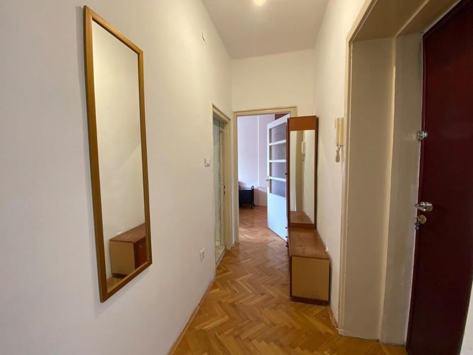 Heart of the city big 1BR on Independence square Apartment in Podgorica