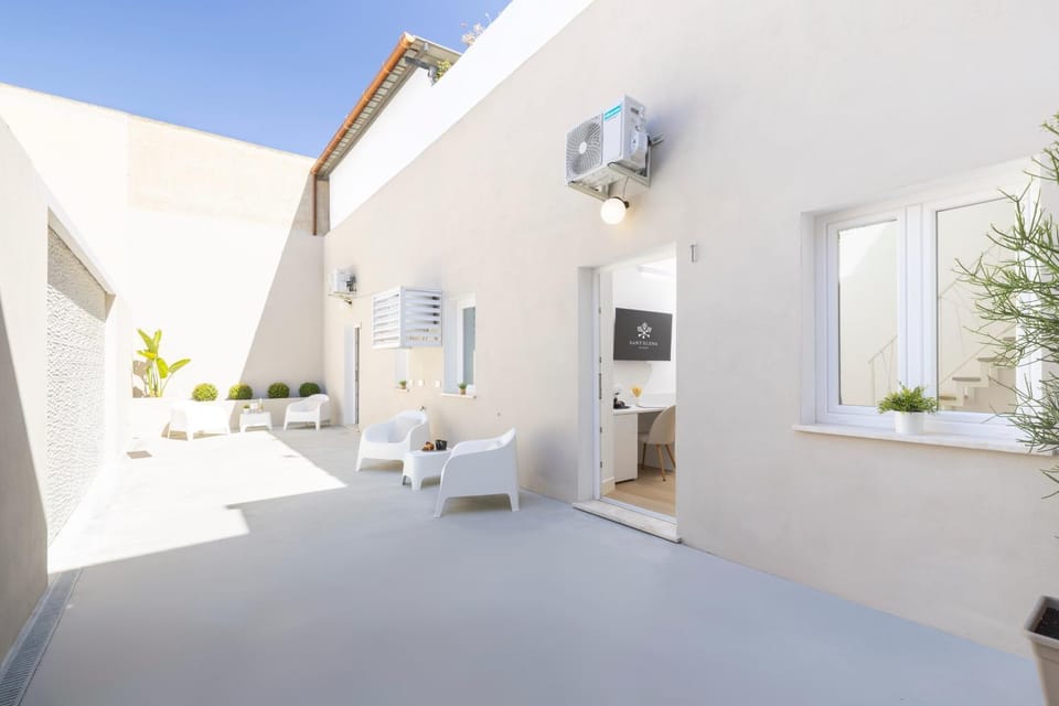 Inner courtyard view