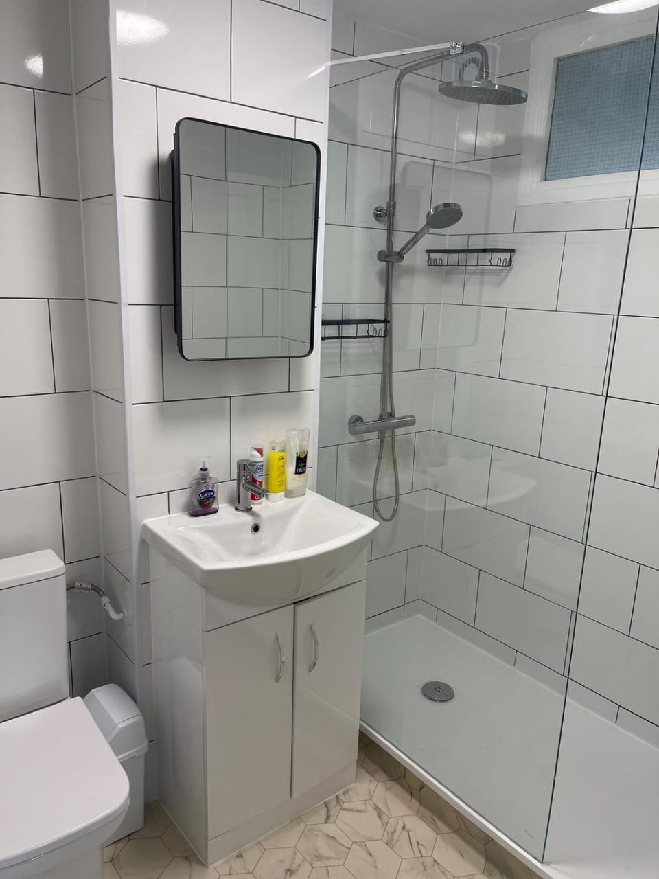 2 bed flat - TW7 4NH Apartment in Isleworth