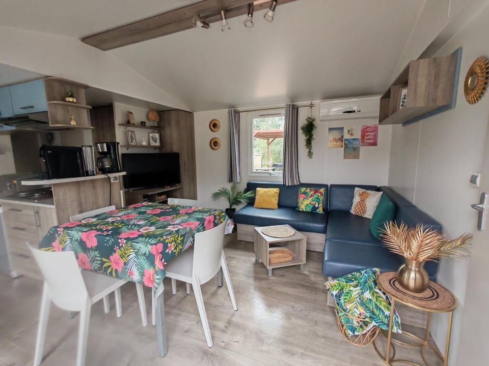 Mobil home - 8 couchages avec lit bébé - ECRIN DE SÉRÉNITÉ - Camping TIKAYAN 5 étoiles - Le Muy Campground/ 
RV Resort in Vidauban