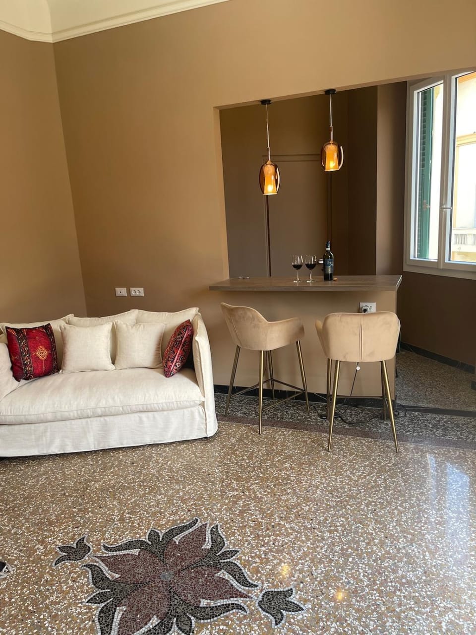 Living room, Seating area