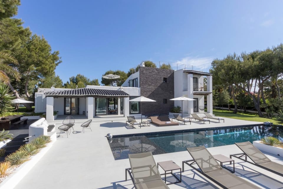 Secluded Paradise in Ibiza City, 1038 Villa in Ibiza