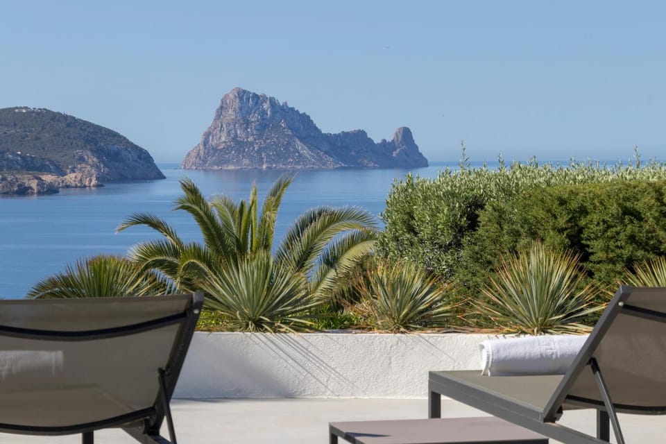 Secluded Paradise in Ibiza City, 1038 Villa in Ibiza