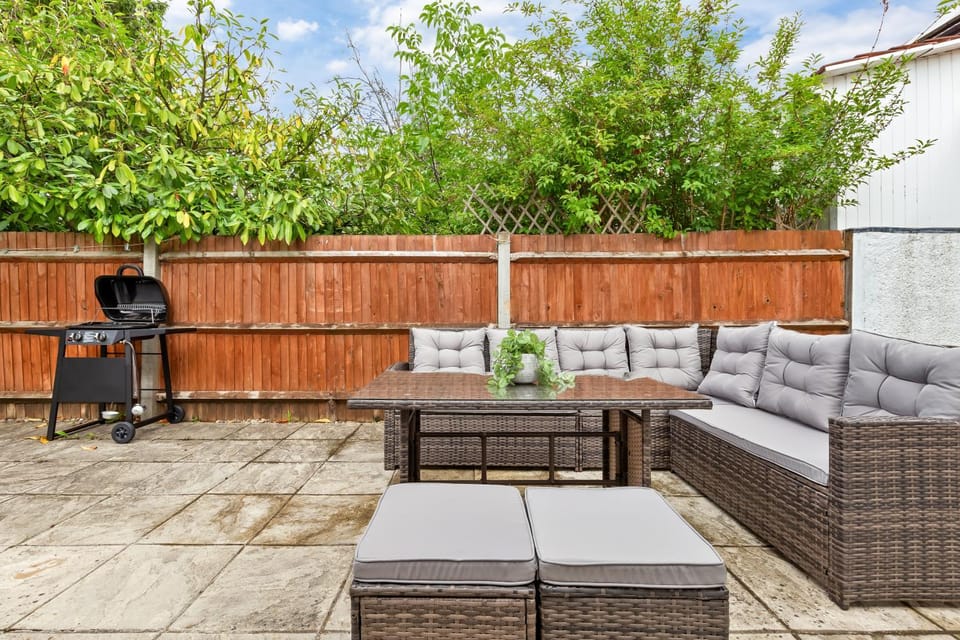 Garden, View (from property/room), Seating area