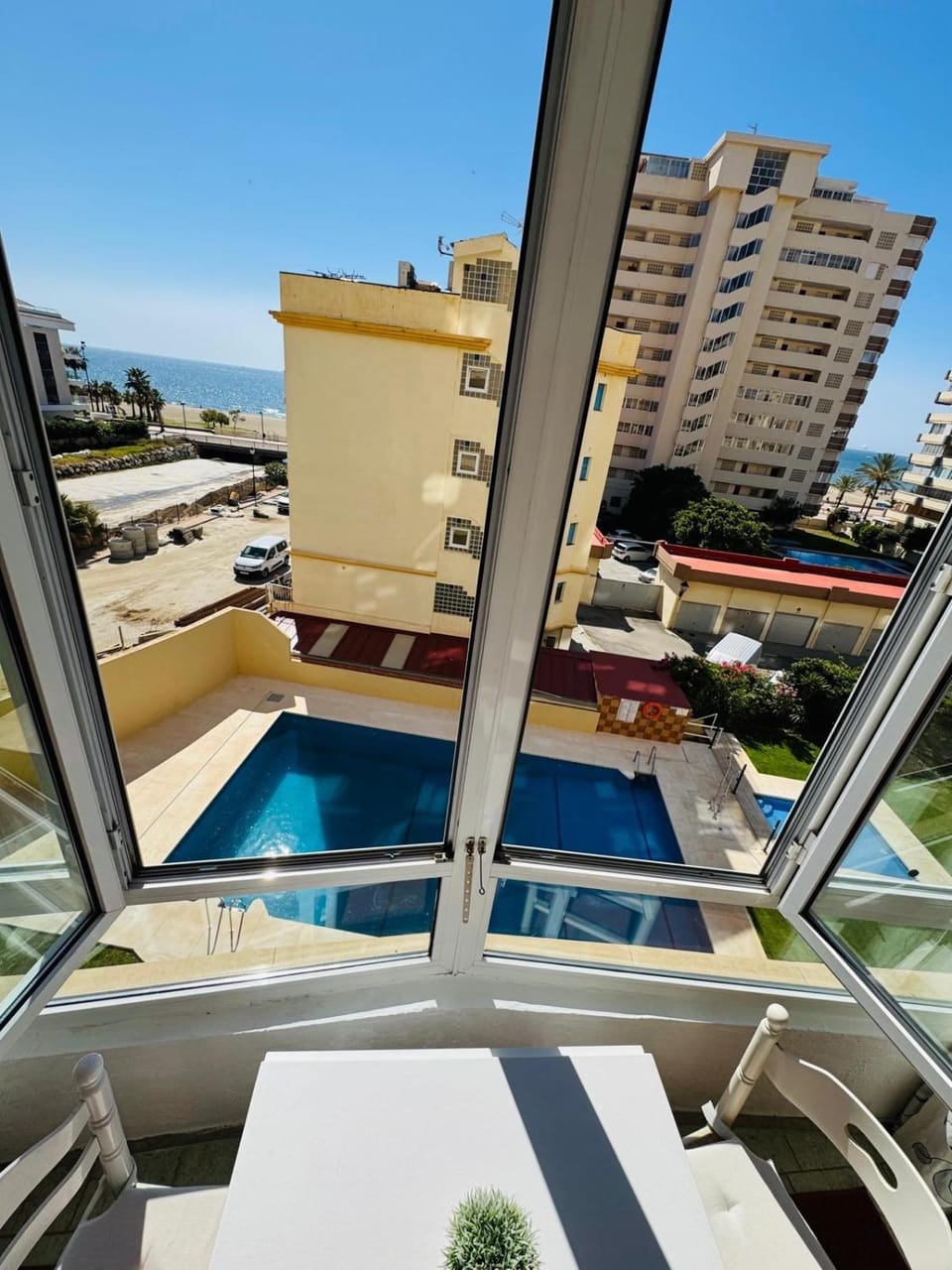 Apartamento Bougainvillea con parking Apartment in Fuengirola
