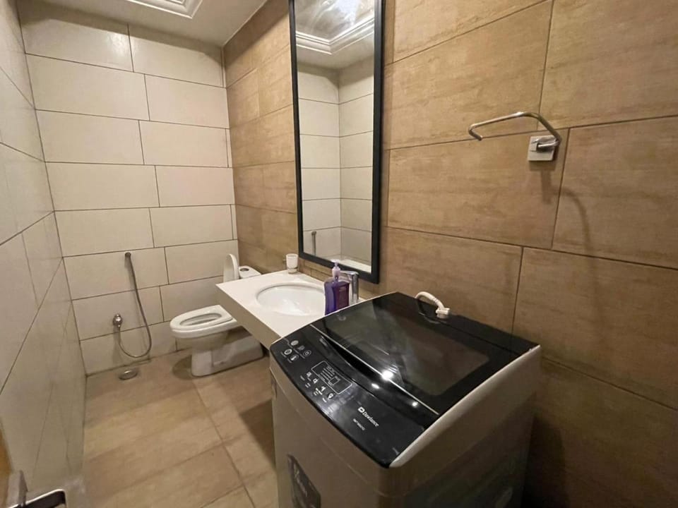 Havana Suites 2BHK Luxurious Apartment with Pool Gym & FreeNetflix At Bahria Town Apartment in Islamabad
