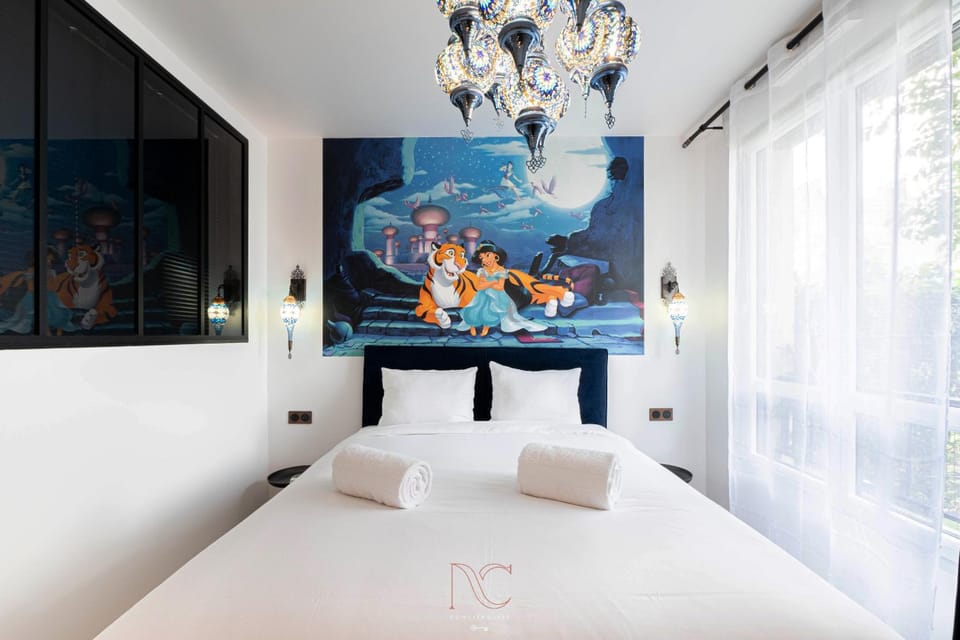 Bed, Photo of the whole room