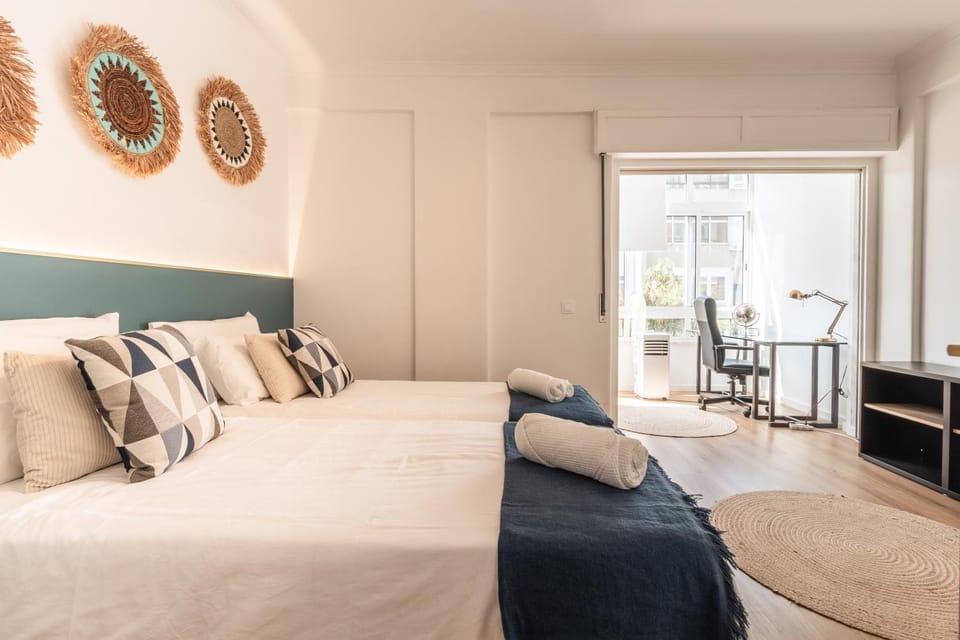 Seating area, Bedroom