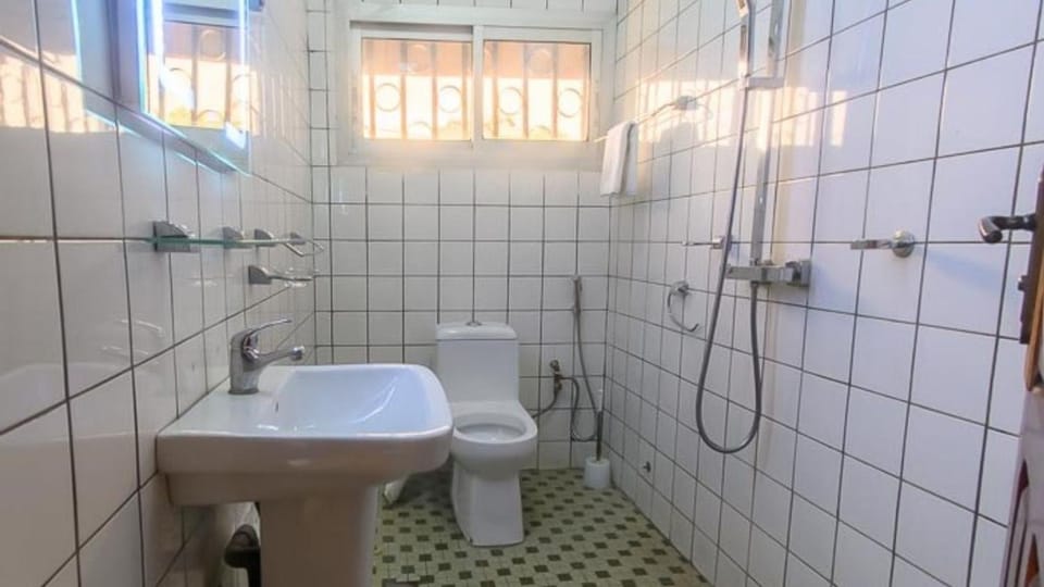Toilet, Bathroom