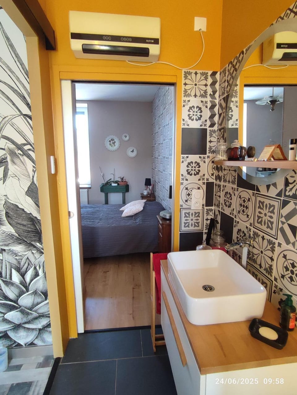 Bathroom, Bedroom
